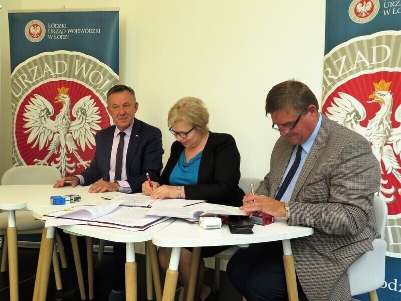 Prawie 30 mln zł dla samorządów ziemi piotrkowskiej