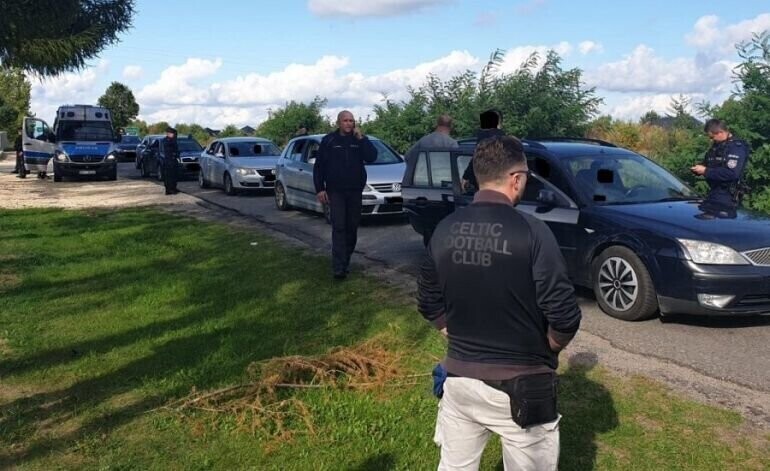 Policja zapobiegła ustawce pseudokibiców pod Radomskiem