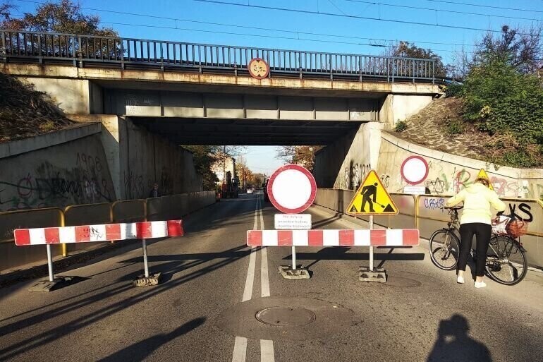 Od poniedziałku zmiany w komunikacji miejskiej Zamknęli fragment Wojska Polskiego