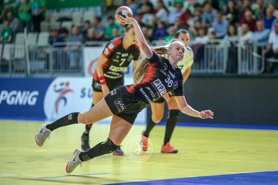 Piotrcovia przegrała w końcówce