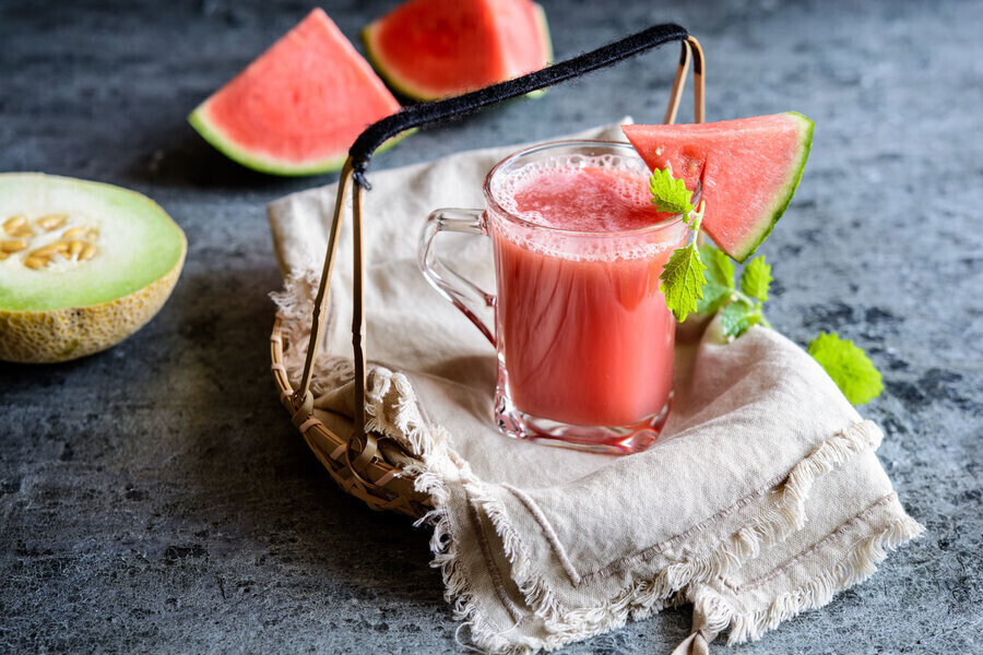 Jak uzupełnić elektrolity domowym sposobem