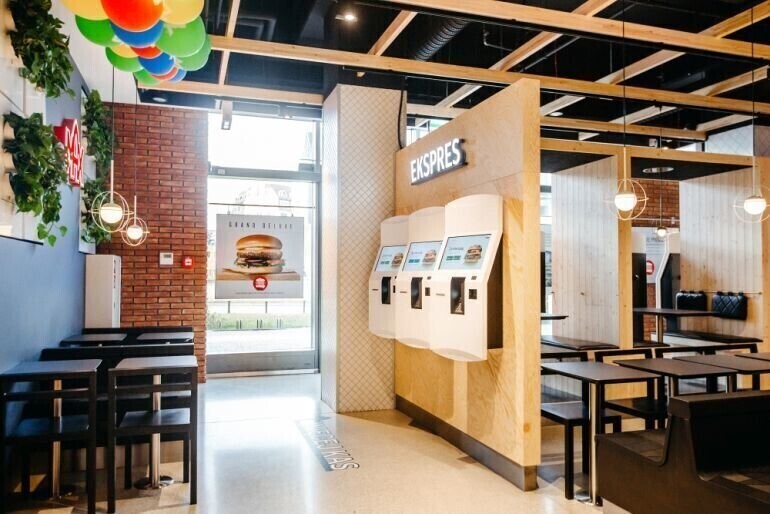 Sieć MAX Burgers w restauracjach w Polsce oferuje menu pozytywne dla klimatu