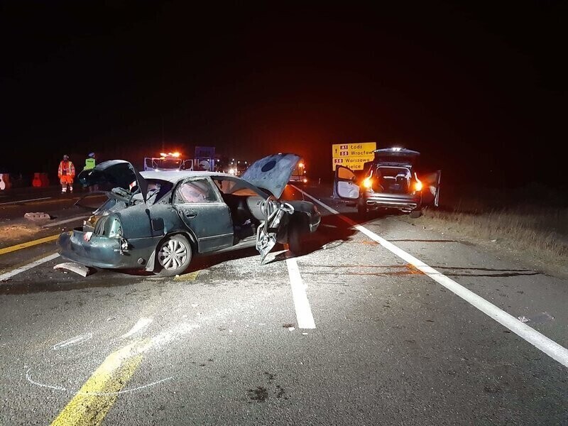 Dwa wypadki pod Piotrkowem. Są ranni AKTUALIZACJA
