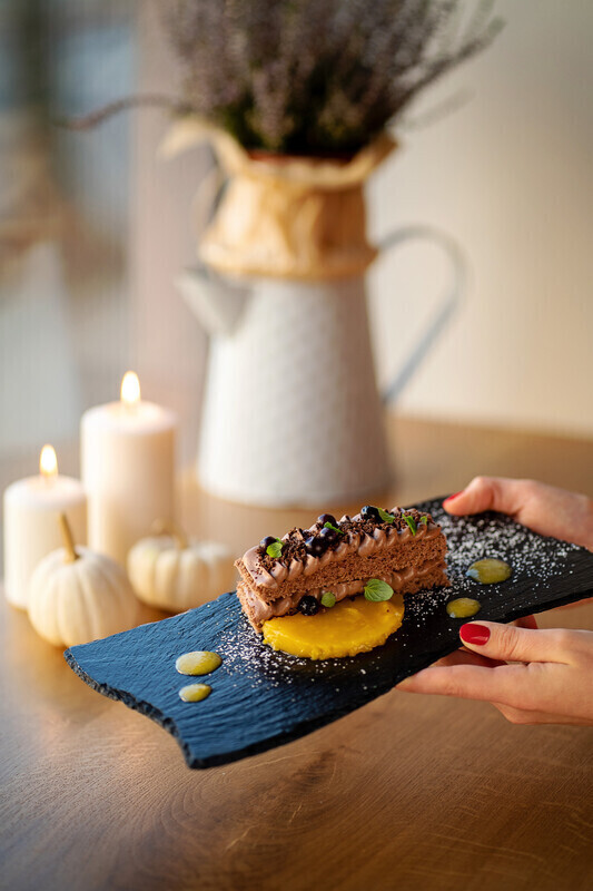 Restauracja Karuzela Smaków zaprasza na darmowe desery od czwartku 7 listopada