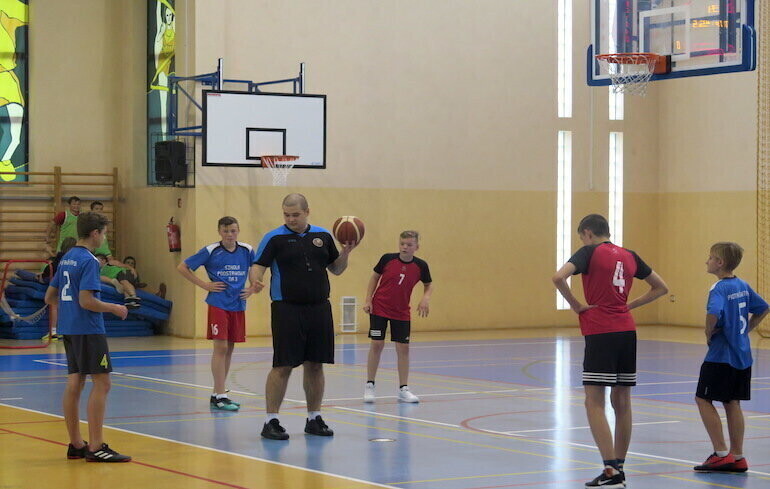 Młodzi koszykarze zmierzyli się ZSP nr 4
