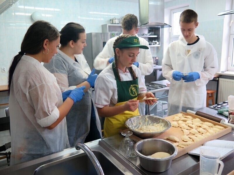 Młodzi Niemcy odwiedzają ZSP nr 4 w Piotrkowie