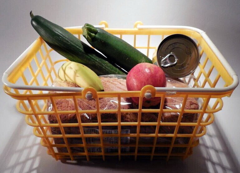 W Piotrkowie stanie społeczna lodówka