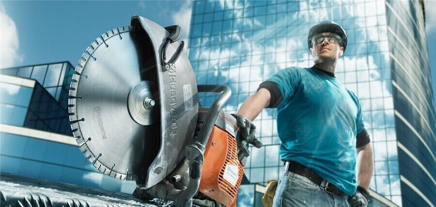 Jak wybrać przecinarkę do glazury