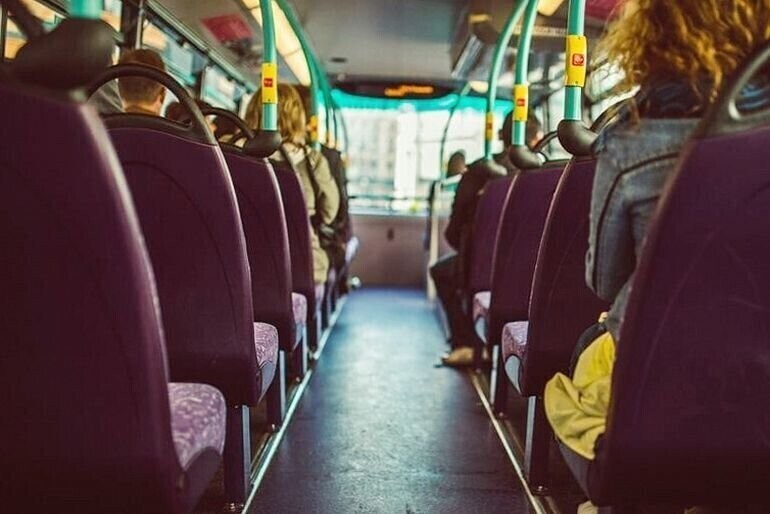 Osoby jeżdżące na gapę mają 436 mln zł długów. Rekordzista jest winien 126 tys. zł