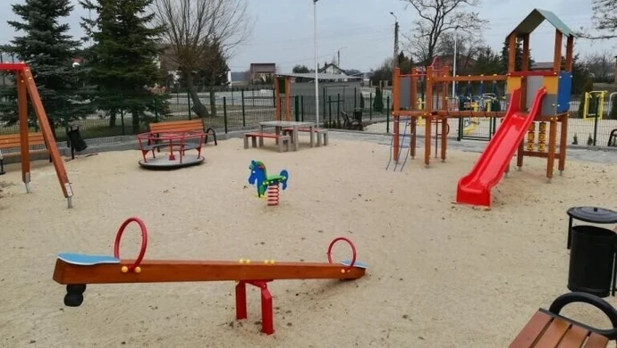 Wiosna na siłowni w gminie Wola Krzysztoporska 