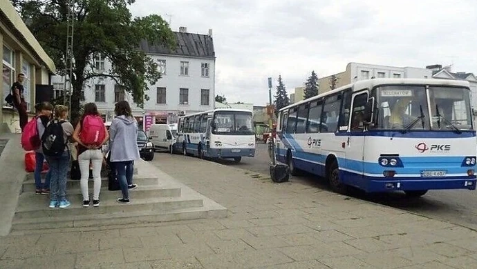 Gminy i powiat niezainteresowane przywracaniem połączeń autobusowych?