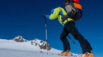 Skitouring dla początkujących – jak zacząć?