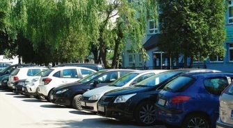 Coraz więcej samochodów w Piotrkowie 