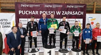 Kajetan Olejnik na najwyższym stopniu podium