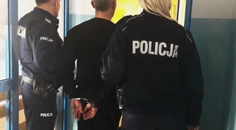 Obrzucił kamieniami dom sąsiada 