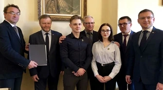 Duże pieniądze dla "Chrobrego"