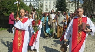 Niedziela Palmowa w Piotrkowie. Za tydzień Wielkanoc 