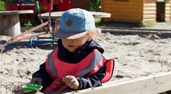 Kraina małego smyka &#8211; Postaw domek w ogrodzie