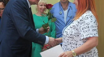 W Powiatowym Centrum Matki i Dziecka uczczono Międzynarodowy Dzień Pielęgniarek i Położnych