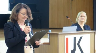 "Dialog pokoleń" w piotrkowskiej filii UJK