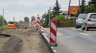 Trwa modernizacja drogi wojewódzkiej 716