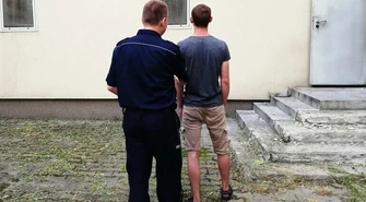 Najpierw razem pili alkohol, a potem… pobili się i podtapiali w Strawie