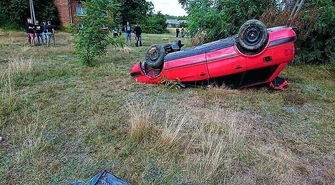 17-latek ranny po dachowaniu. Interweniował zespół LPR