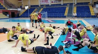 Pierwszy sparing i pierwsze zwycięstwo