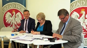 Prawie 30 mln zł dla samorządów ziemi piotrkowskiej