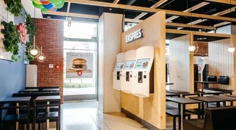 Sieć MAX Burgers w restauracjach w Polsce oferuje menu „pozytywne dla klimatu”