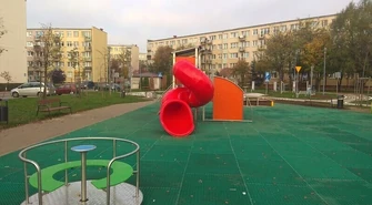 Kolejny plac zabaw w Piotrkowie wyremontowany