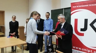 Historyczne zmagania w piotrkowskiej Filii UJK