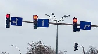 Dwoma pasami w stronę ronda Solidarności