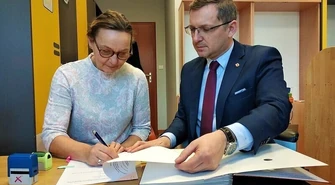 Prawie milion złotych dla "Szansy"