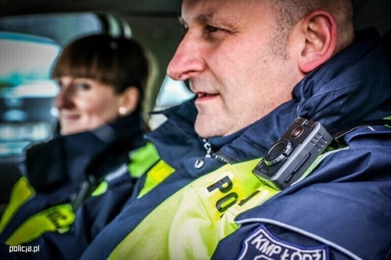 Interwencje będą rejestrowane. Policjanci z Piotrkowa dostaną kamerki nasobne
