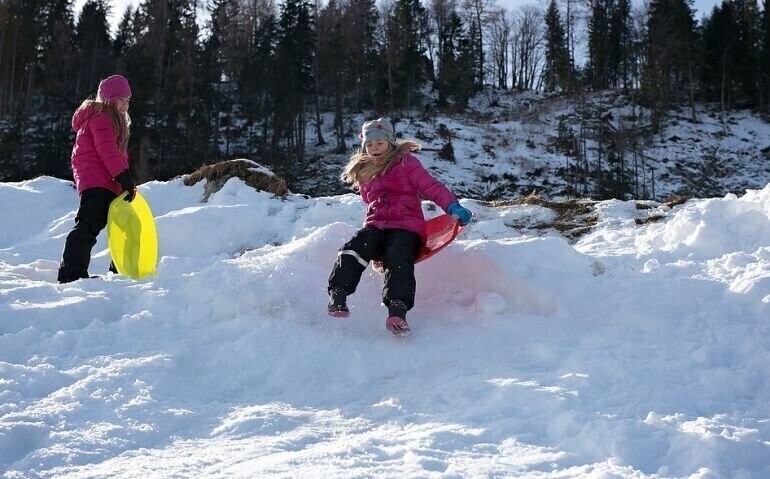 Prawie 90 Polaków rusza zimą w podróż. Najczęściej krótką i w polskie góry