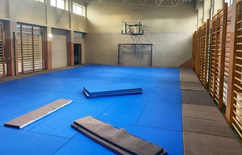 Zapaśnicy opuścili salę Sokół