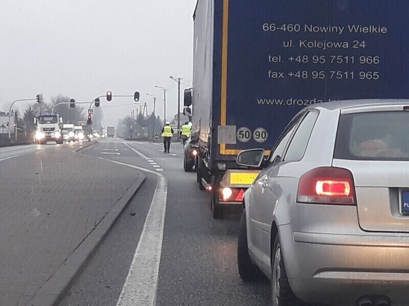 Uwaga kierowcy utrudnienia w Gomulinie
