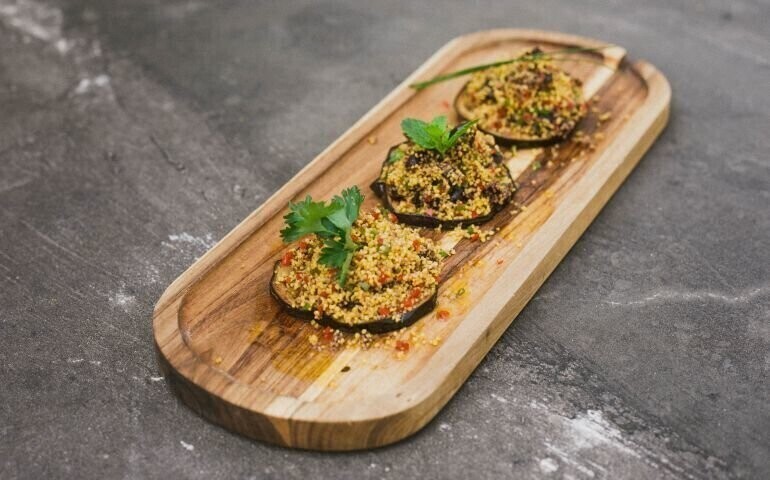 Burger czy sałatka Polacy coraz chętniej eliminują mięso z diety