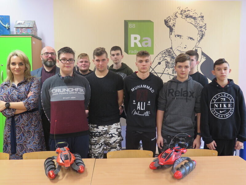 Piotrkowscy uczniowie z grantem na budowę łazika