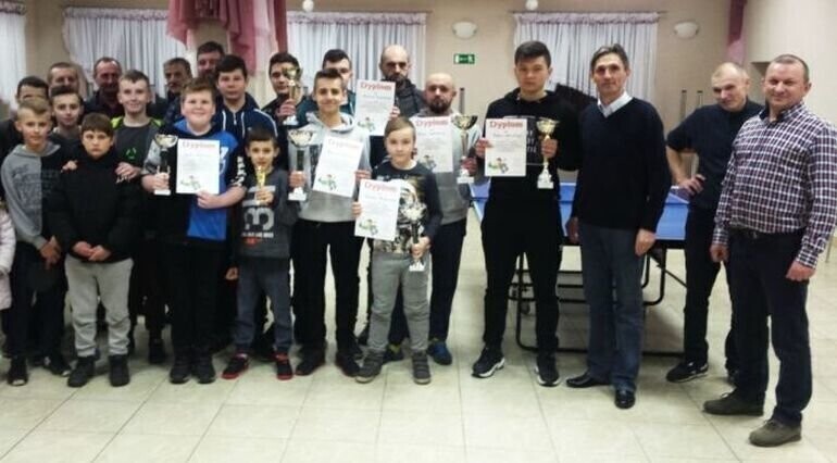 W Siucicach grali w tenisa stołowego