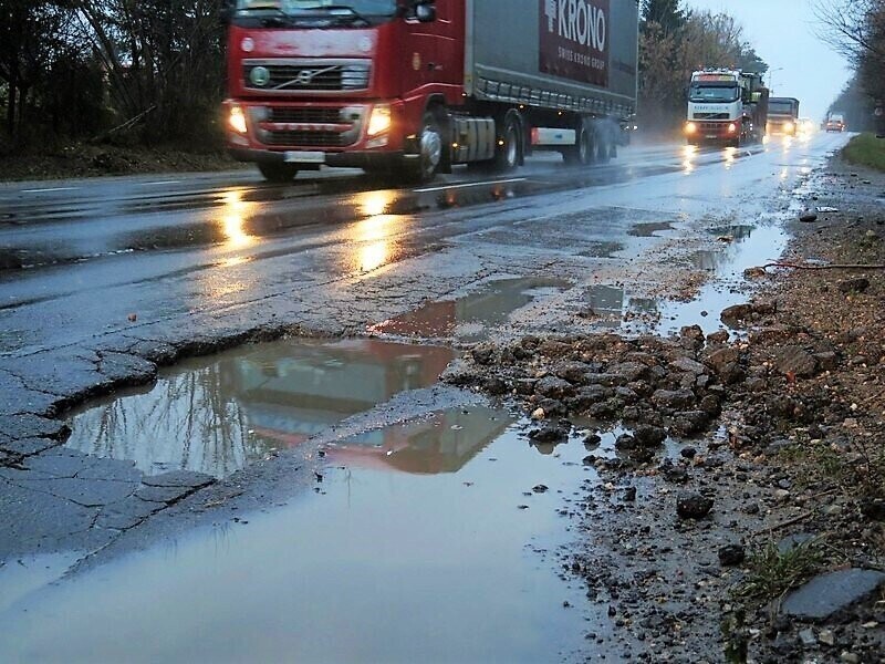 Będą dodatkowe pieniądze na remonty dróg w Piotrkowie