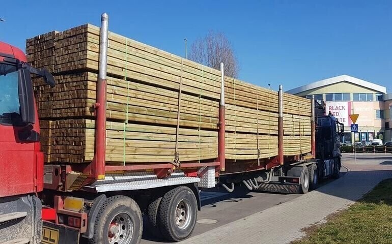 Kolejne przeładowane tiry na piotrkowskich drogach