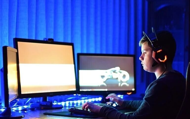 MEN jeżeli zajdzie potrzeba zmienimy przebieg roku szkolnego