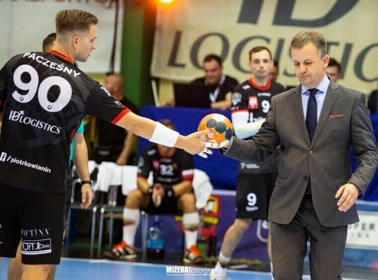 Rozgrywki ligowe w piłce ręcznej zakończone