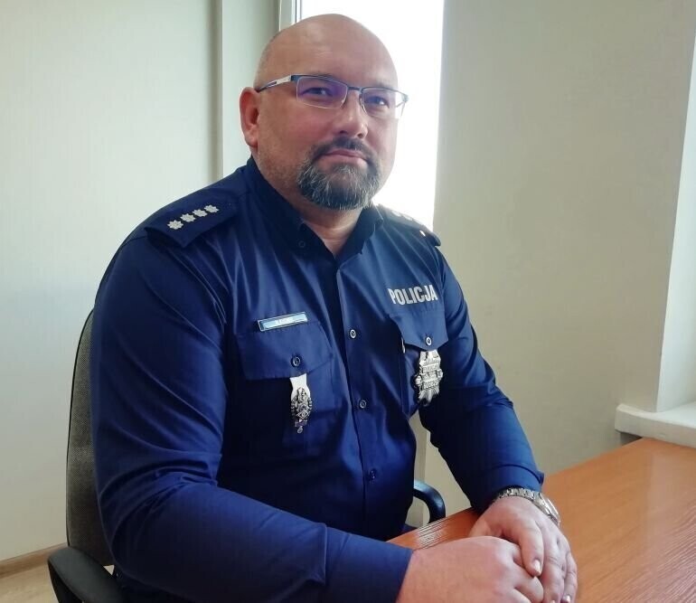 Naczelnik drogówki zatrzymał pijanego sprawcę kolizji