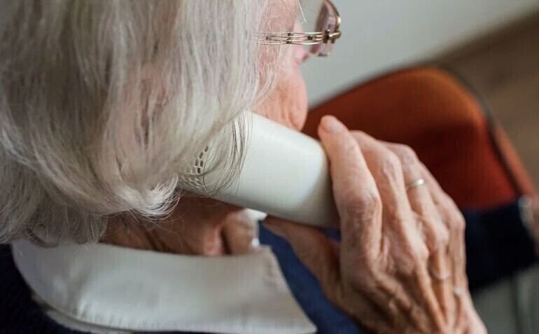 Nie radzisz sobie z sytuacją MOPR uruchamia telefoniczną pomoc psychologa