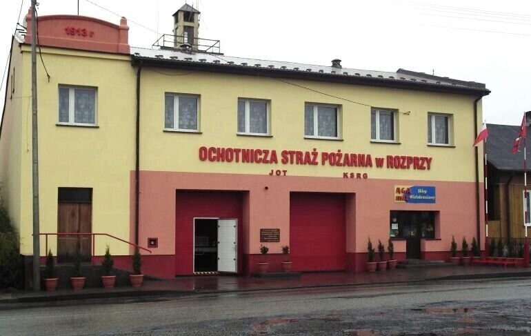 Zakażony koronawirusem strażak wkrótce wróci do domu. Druhowie z OSP Rozprza już pracują