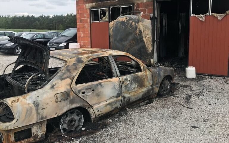 Mechanik samochodowy z gminy Sulejów stracił w pożarze swój zakład. Możemy pomóc