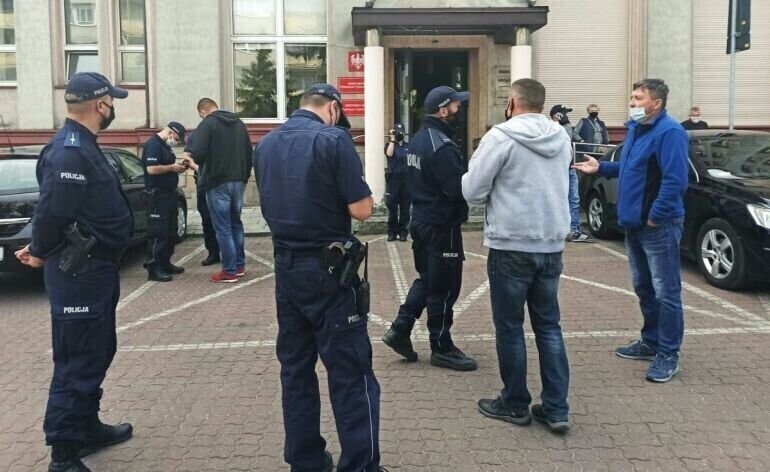 Kupcy protestowali przed Urzędem Miasta